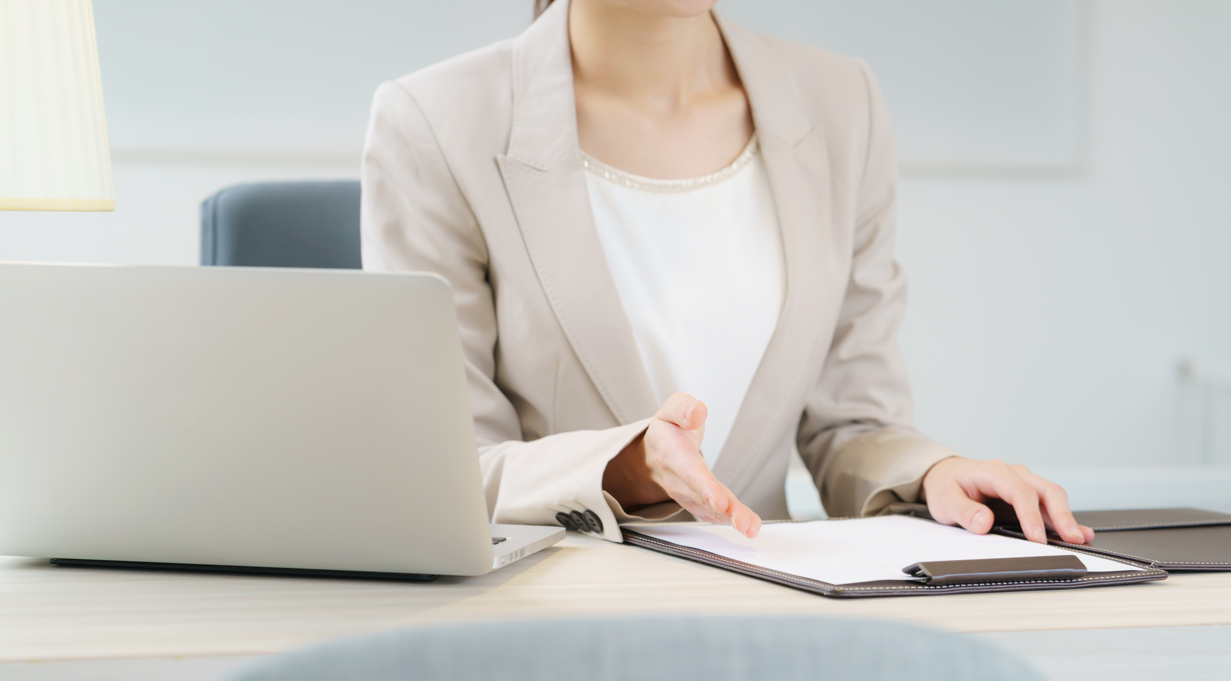 結婚のハードルを下げるイメージ